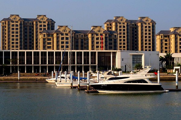 海口新埠島國際游艇會(huì)